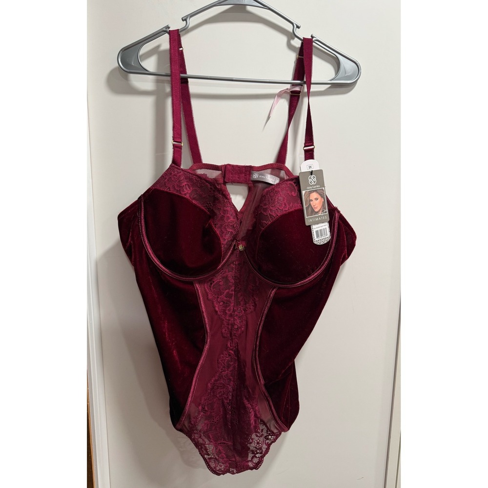 Daisy Fuentes Wine Red Velvet and Lace Full Figure Teddy Bodysuit DF2144X 2X NWT